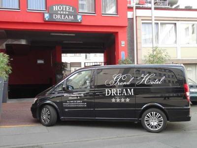 Grand Hotel Dream Frankfurt City