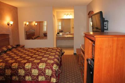 Orange Tustin Inn