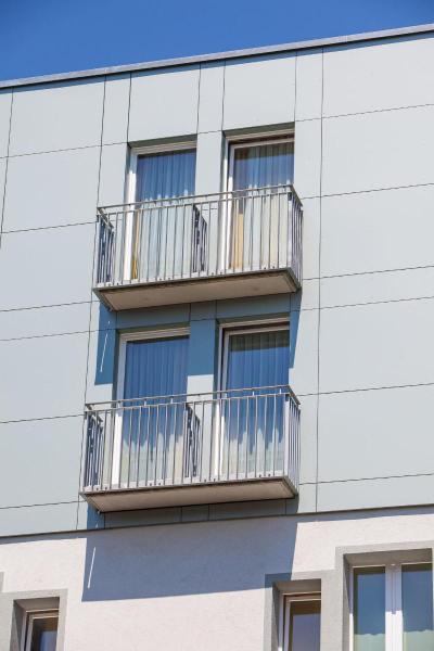 Novina Tillypark Hotel