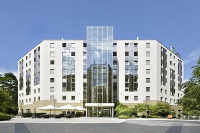 Novina Sudwestpark Hotel