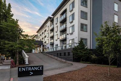Courtyard Portland North