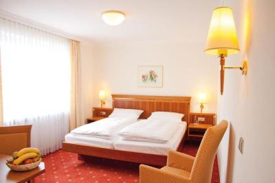 Hotel Am Schlosspark Zum Kurfurst