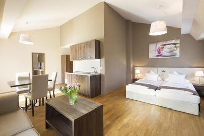 Empress Boutique Hotel