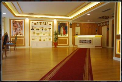 Seven Hills Hotel