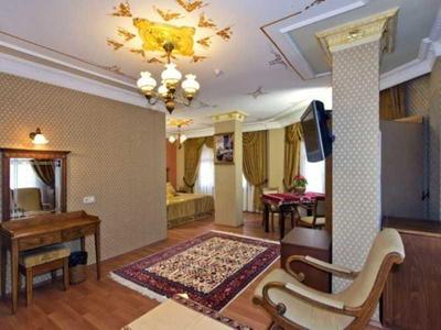 Seven Hills Hotel