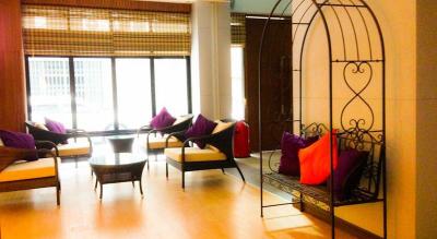 iCheck inn Gems Center Silom