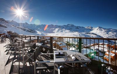 Hotel Koh-I Nor by Les Etincelles