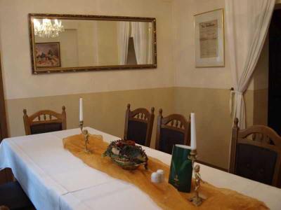 Gast Und Logierhaus Goldene Henne