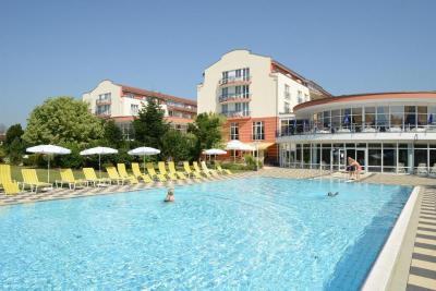 The Monarch Hotel Bad Gogging