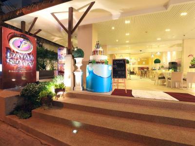 Pattaya Sea View Hotel