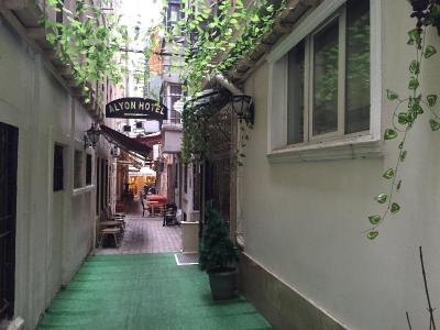 Alyon Hotel Taksim