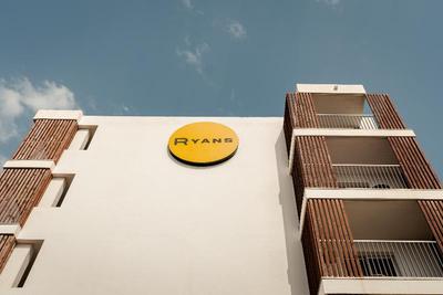 Ryans Ibiza Apartments (Adults Only)