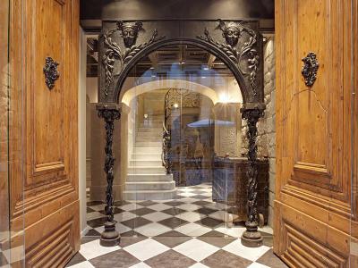 Arai Aparthotel