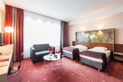 Premier Inn Cologne City Mediapark Hotel