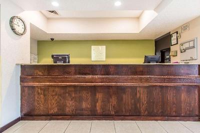 Quality Inn & Suites La Vergne