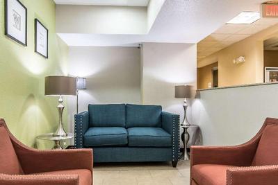 Quality Inn & Suites La Vergne