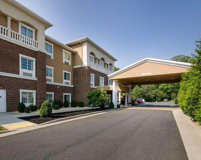 Comfort Inn & Suites Orange - Montpelier
