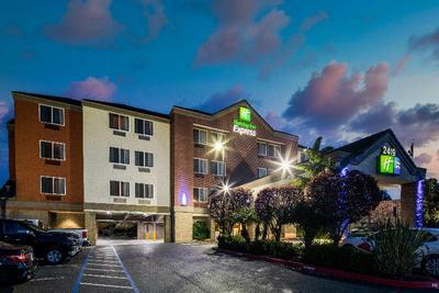 Holiday Inn Express Castro Valley