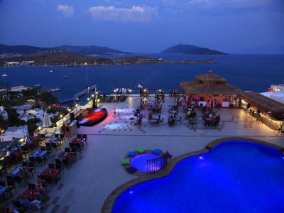 Royal Arena Resort