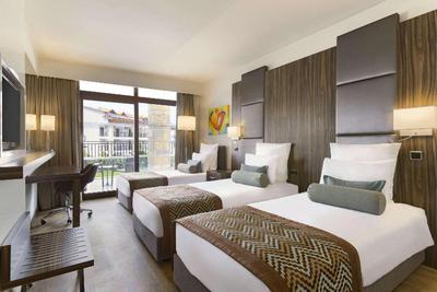 Ramada Resort By Wyndham Akbuk
