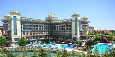 Luna Blanca Resort