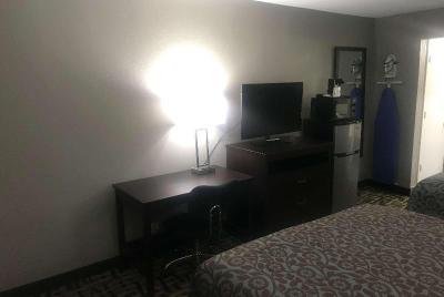 Days Inn by Wyndham ColliervilleGermantwn