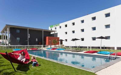ibis Styles Pertuis Portes du Luberon