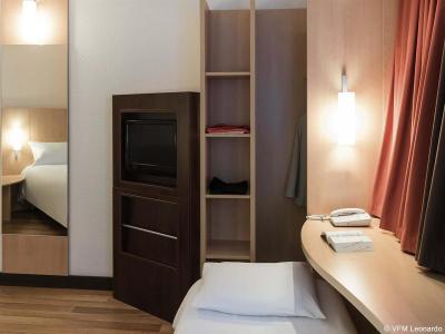 Ibis Angers Centre Chateau