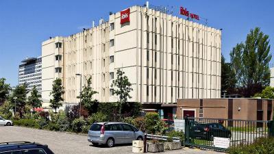 Ibis Lyon Est Bron