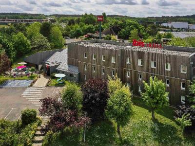 ibis Nemours