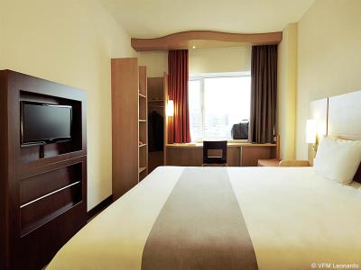 Ibis Paris Pont De Suresnes