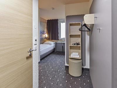 B&B HOTEL Köln-Marsdorf