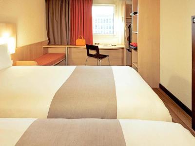 ibis Koln Leverkusen