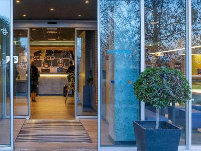 Ibis Styles Laval Centre Gare