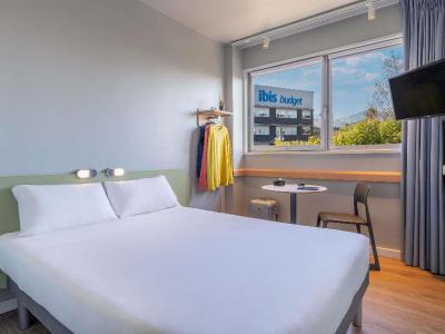 Ibis Styles Laval Centre Gare