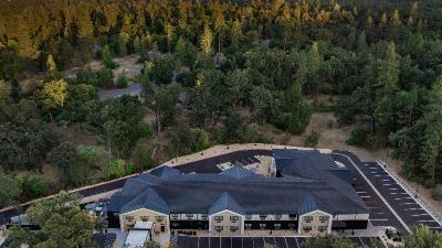 The Inelle, Oakhurst Yosemite