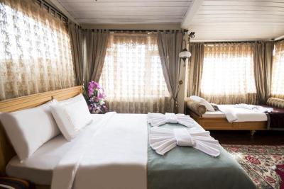 Sultan Corner Suites