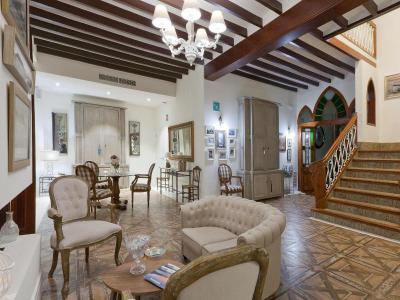 Apartamentos La Racona