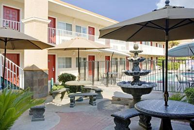 Americas Best Value Inn Fresno Downtown