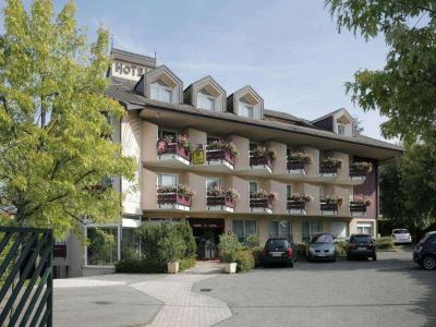 Logis Hotel l'Arc en Ciel