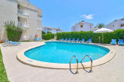 Llevant Apartamentos