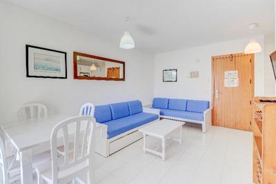 Llevant Apartamentos