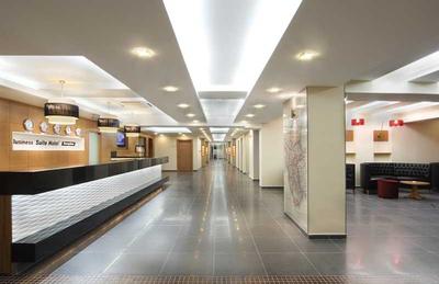 Business Hotel