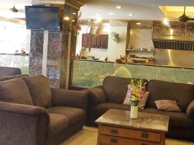 Maleez Lodge Hotel Restaurant