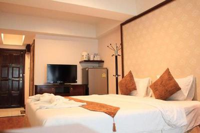 Maleez Lodge Hotel Restaurant