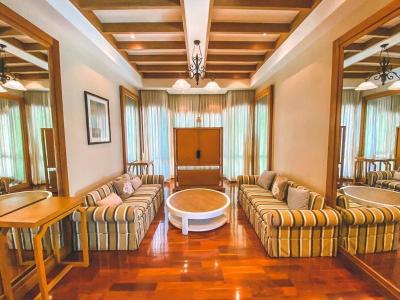 Royal Sammuk Villa