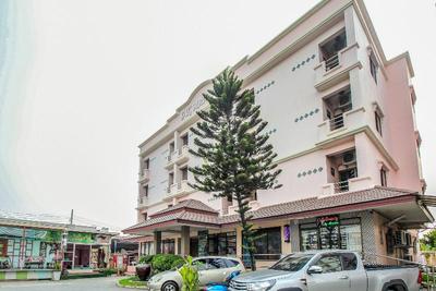OYO 376 Ok Home Airport