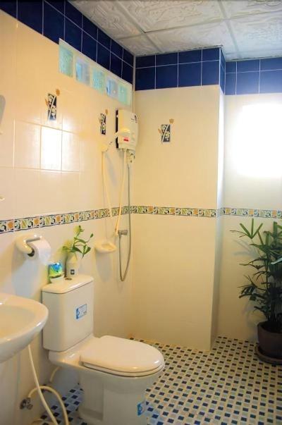 J Guesthouse