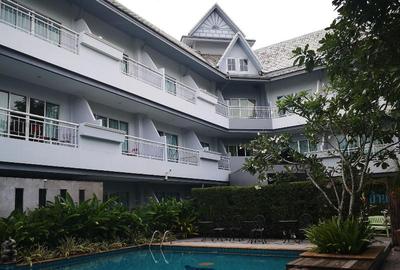 Baan Suksiri Hotel
