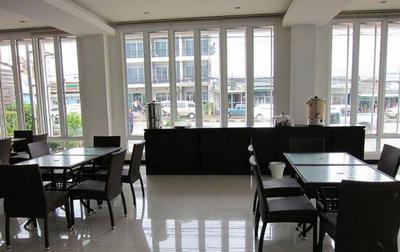 The White Pearl Hotel